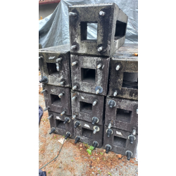 Fundament B-120 rozstaw  podstawa 350x350 śrub 220x220